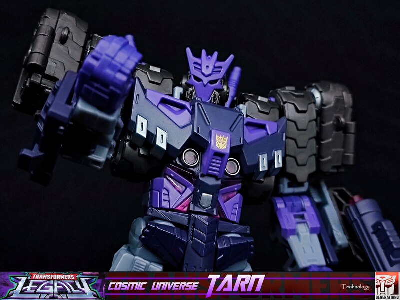 In Hand Image Of  Transformers Legacy Evolution Tarn Toy  (2 of 11)